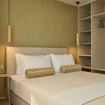 Acropolis Muses - Downtown Luxury Apartments Atene Esterno foto