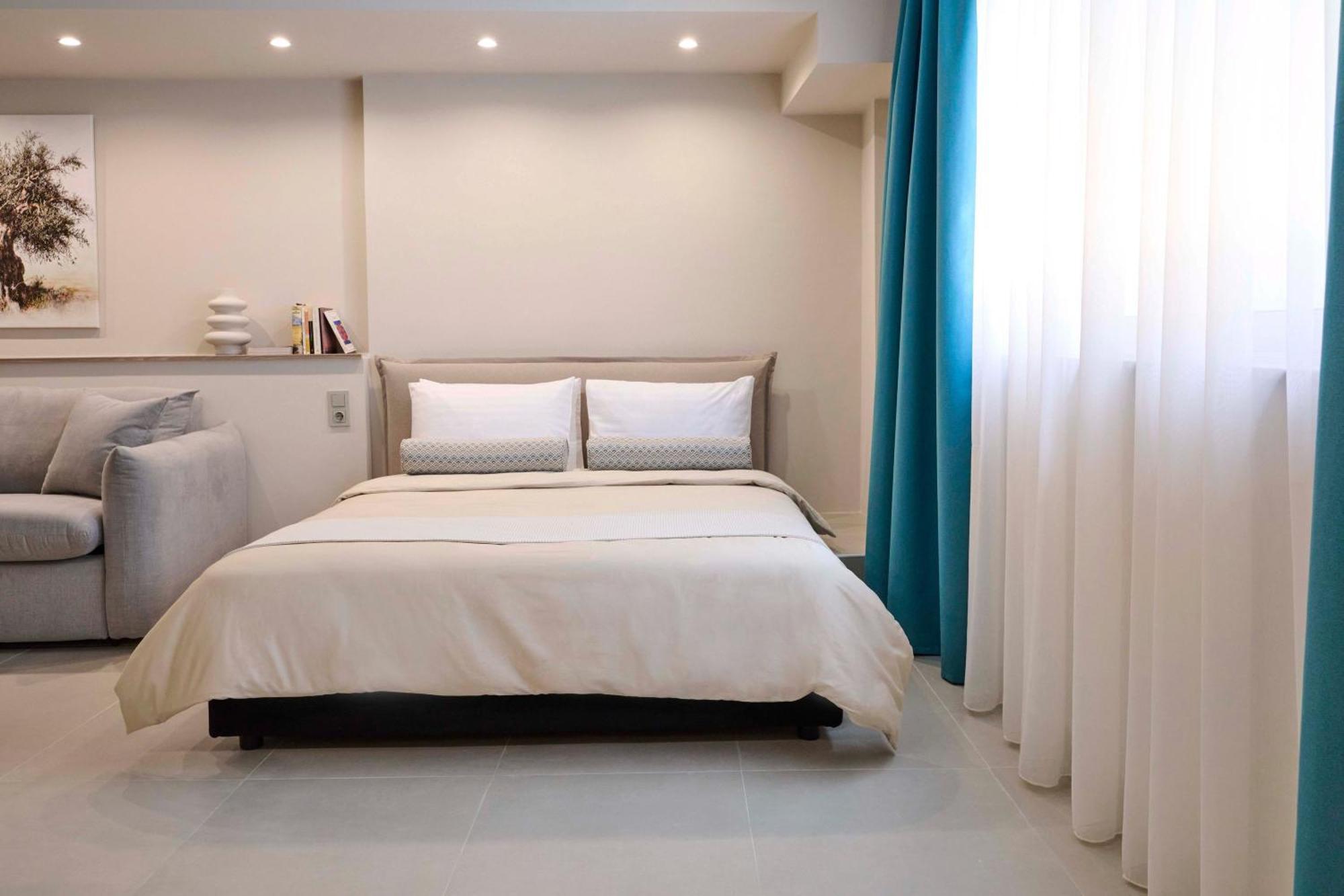 Acropolis Muses - Downtown Luxury Apartments Atene Esterno foto