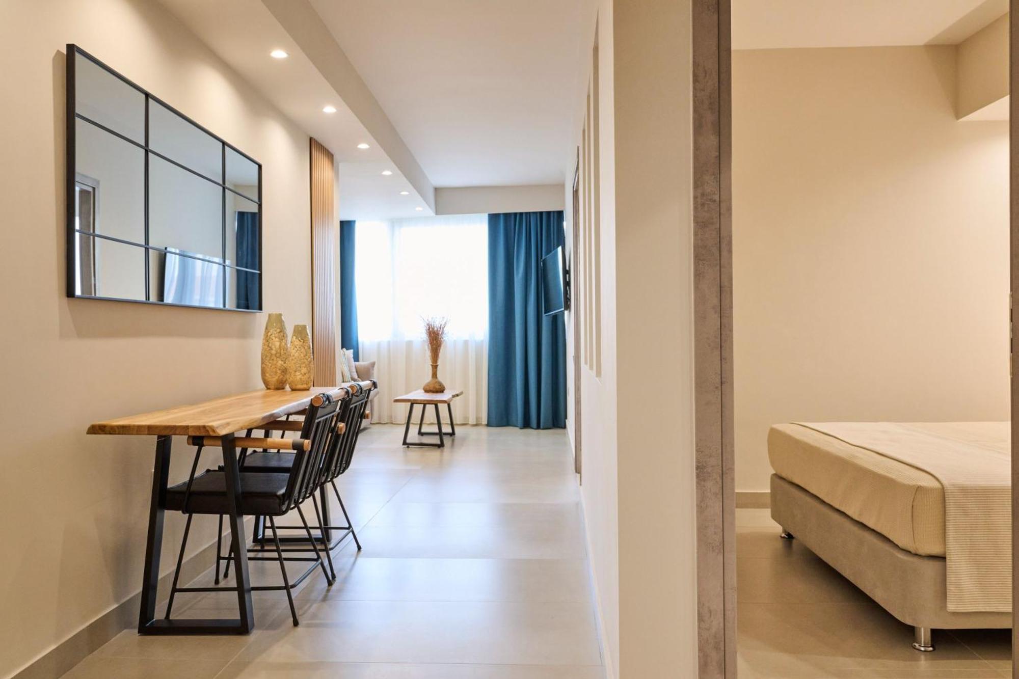 Acropolis Muses - Downtown Luxury Apartments Atene Esterno foto
