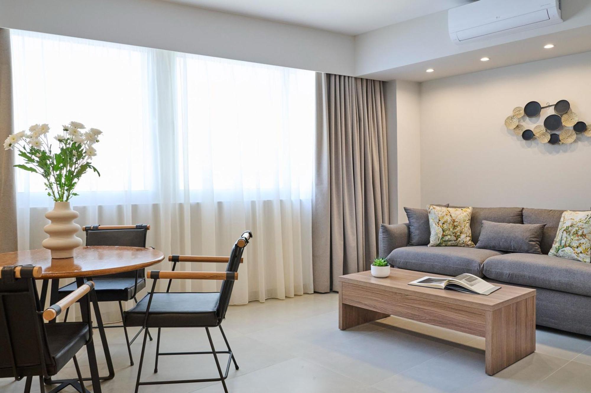 Acropolis Muses - Downtown Luxury Apartments Atene Esterno foto