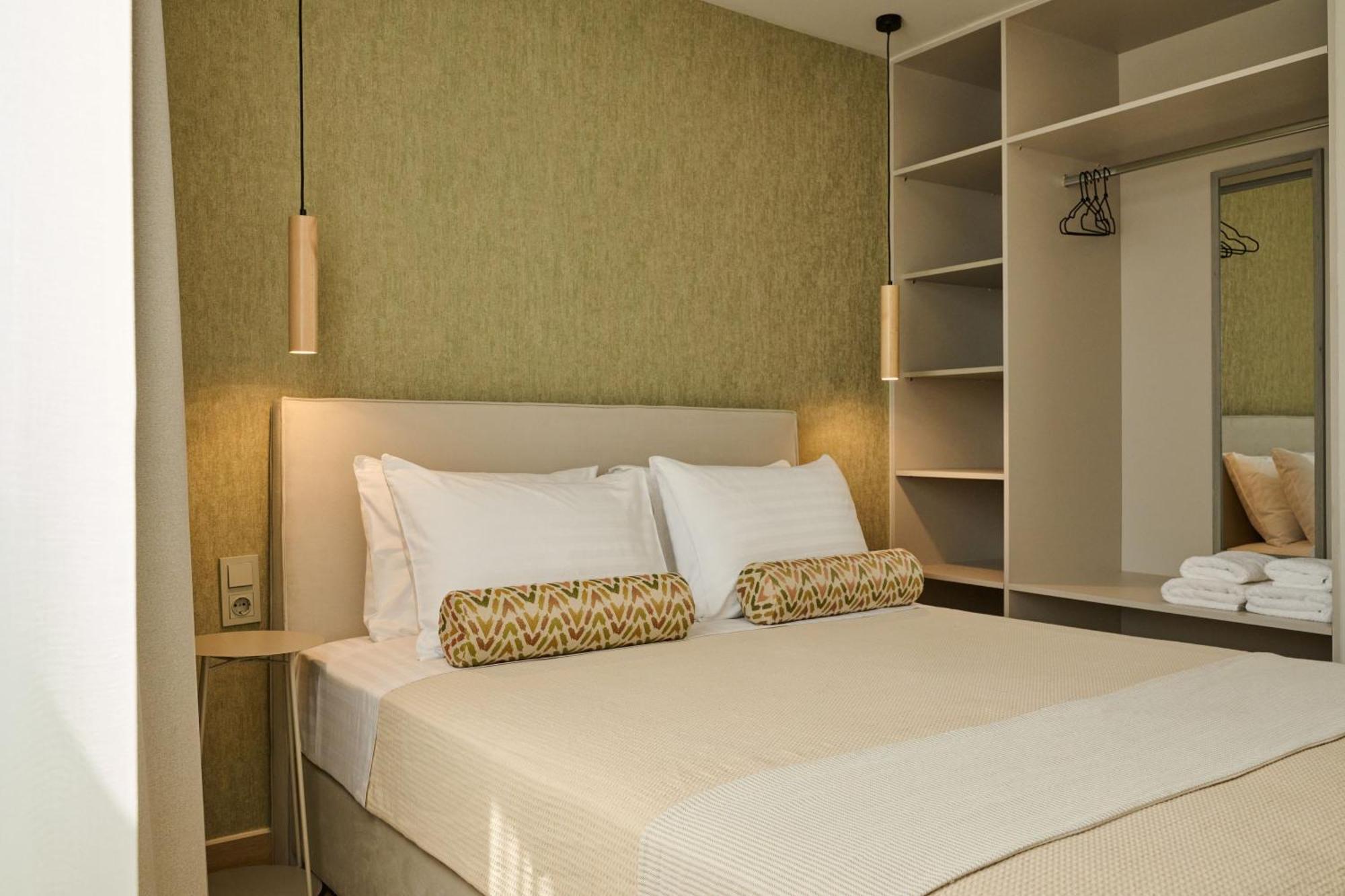 Acropolis Muses - Downtown Luxury Apartments Atene Esterno foto