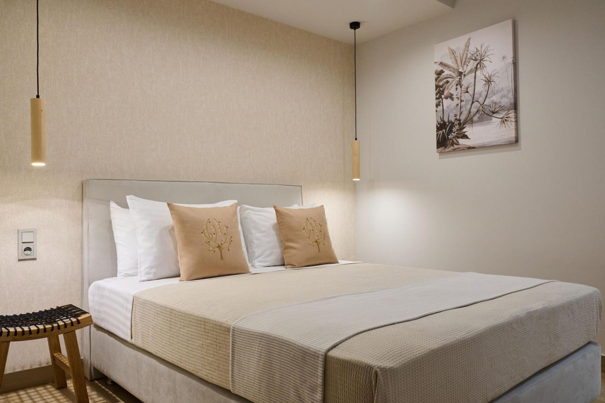 Acropolis Muses - Downtown Luxury Apartments Atene Esterno foto