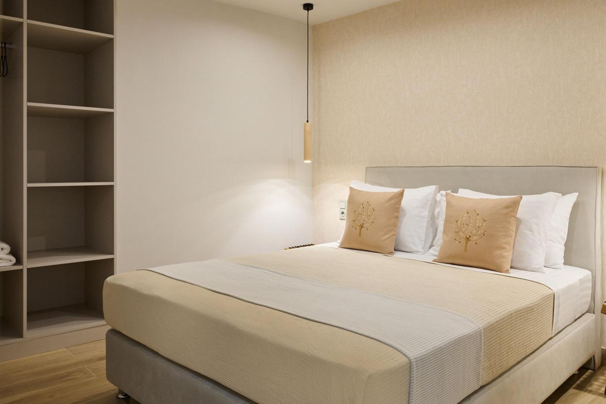 Acropolis Muses - Downtown Luxury Apartments Atene Esterno foto