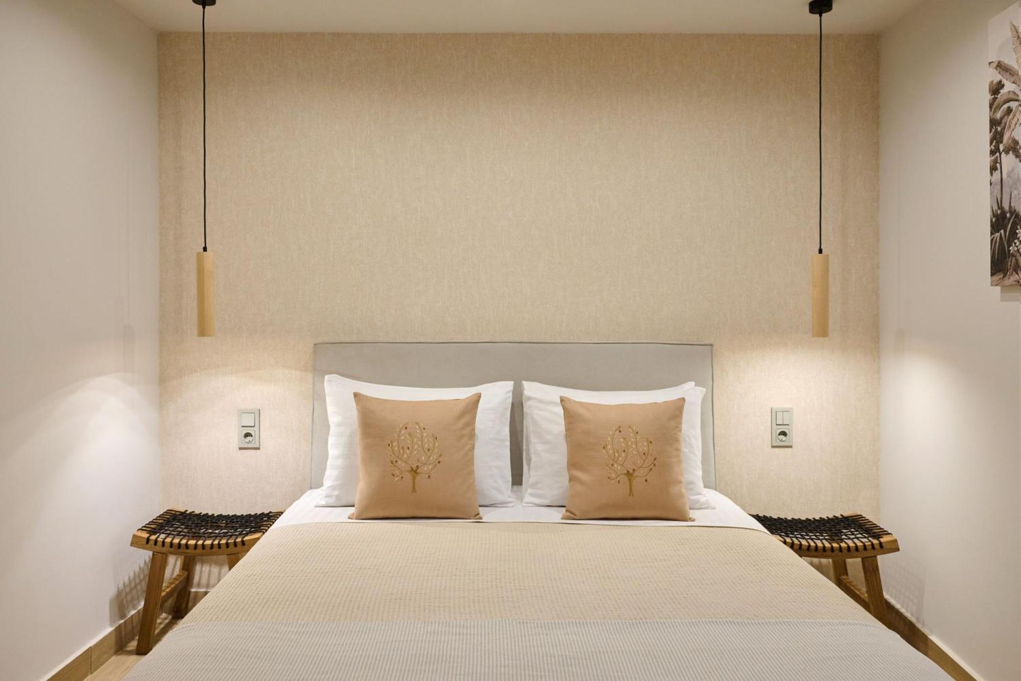 Acropolis Muses - Downtown Luxury Apartments Atene Esterno foto