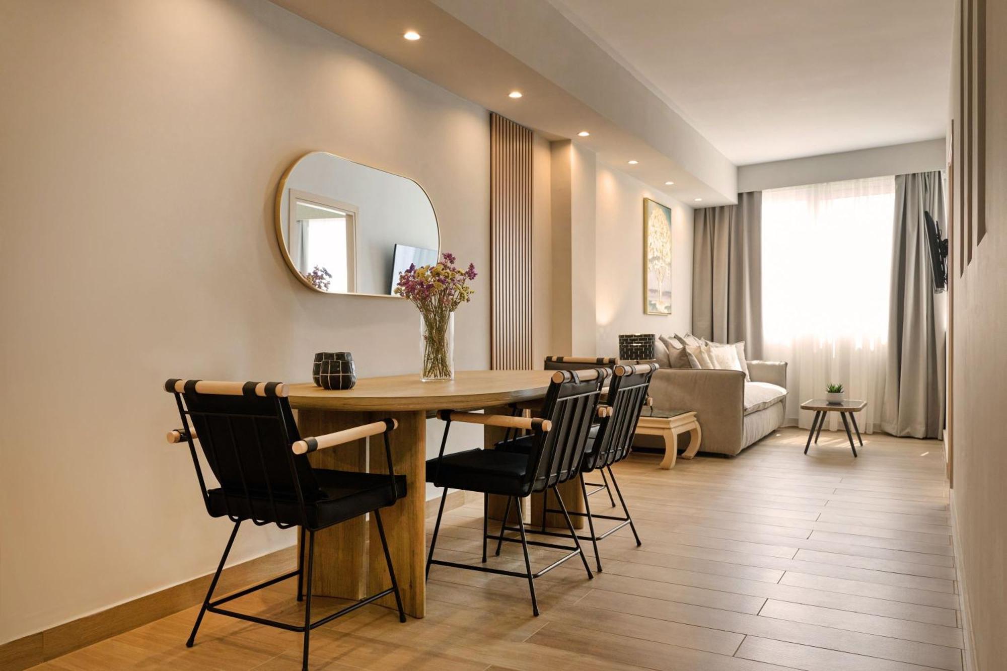 Acropolis Muses - Downtown Luxury Apartments Atene Esterno foto