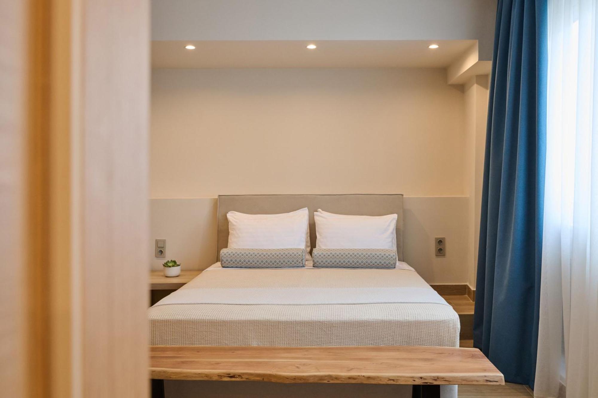Acropolis Muses - Downtown Luxury Apartments Atene Esterno foto